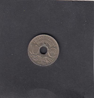 Beschrijving: 10 Centimes HOLE